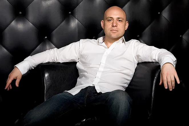 [Алекс Мэй] Как разнообразить секс (2022)