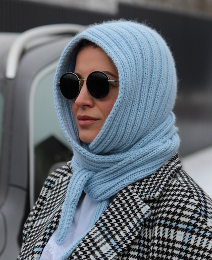 [Ксения Маликова] [kseniya_malikova] Капор-шарф Line hood (2025)