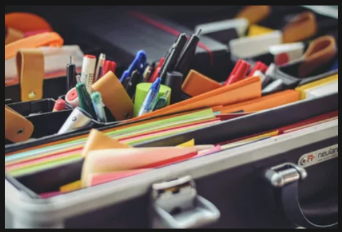 [Vadym Vasylenko] Выучи Английский с Mr. Wonderful (2023)