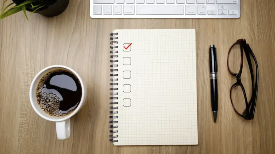 [Марина Сабурова] Как подготовить и выпустить учебное пособие: 5 слагаемых успеха (2022)