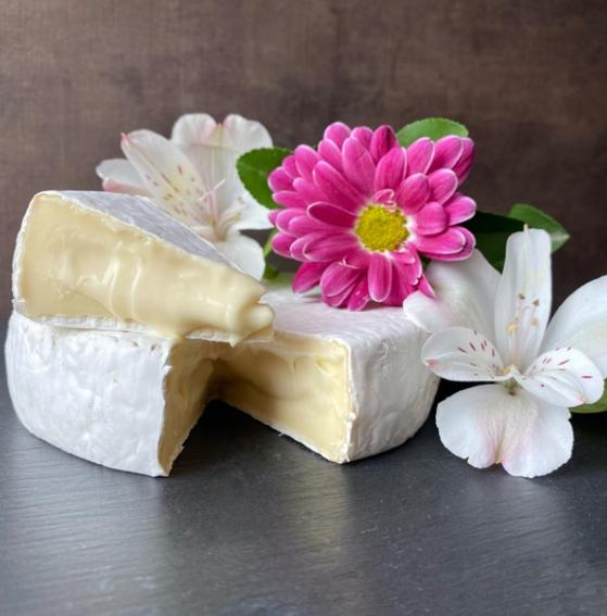 [СыроварКрым] Сыр Реблошон + Le noir + blanche (2025)