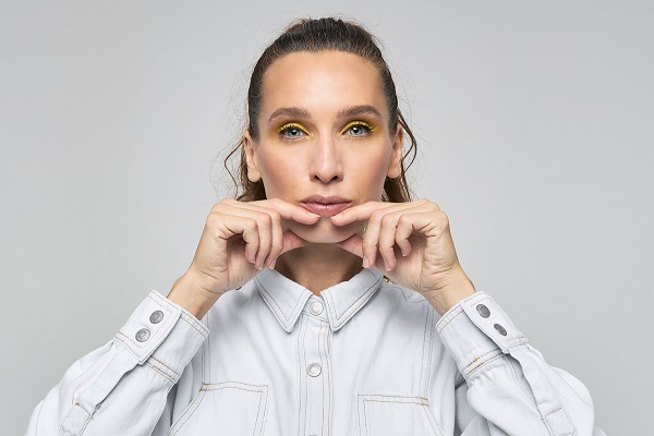 [facepilates] Дарья Орлова ― Боремся с брылями (2023)